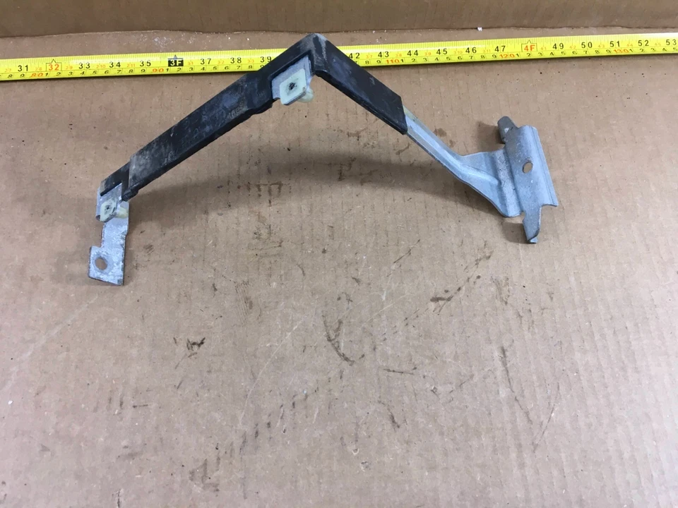 BMW X5 E70 2012 bandeja de batería aro protector soporte de batería montaje 7555905 OEM. Foto 3 de 4