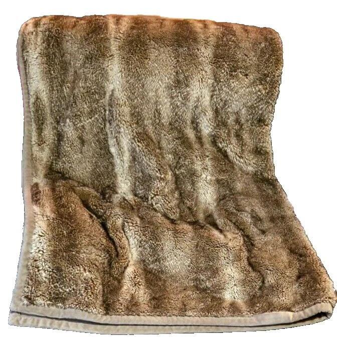 Estampado Animal Piel Sintética Pottery Barn cobijas y Mantas