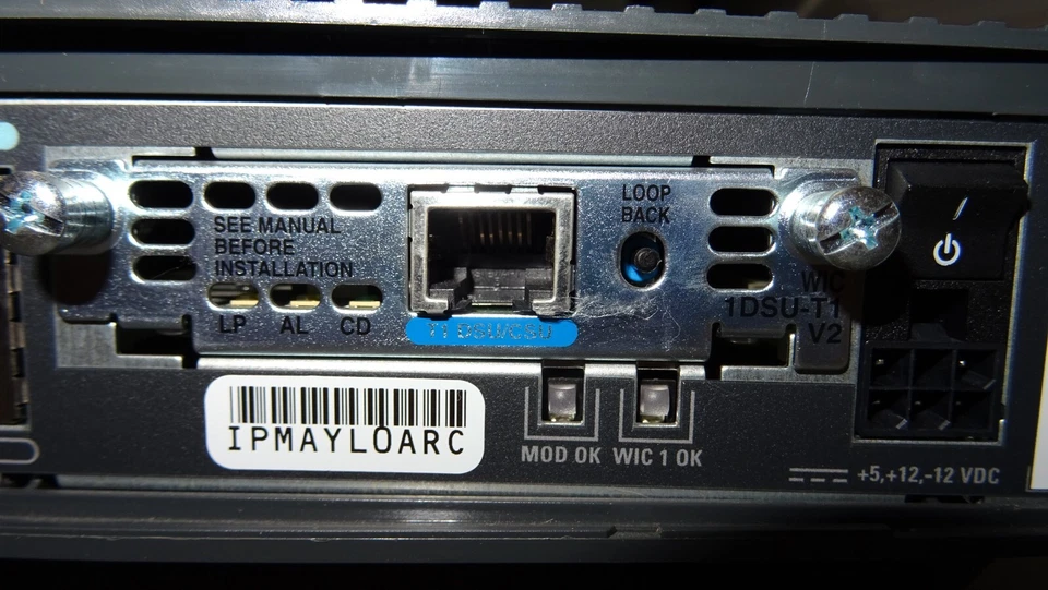 Cisco 1721 modular access  Router with WIC-1ENET & WIC-1DSU-T1 V2 cards - Image 2 of 3