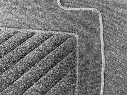 OEM VW Fußmatten Velours schwarz VW ID.3 Premium original Teppich Set 4 teilig - Picture 9 of 10