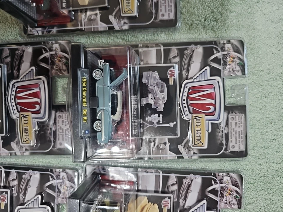 Chevrolet Bel Air 1954 fundido a presión 1:64 M2 Machines Auto-Thentics (lote de 5)  Foto 2 de 4