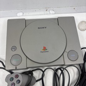 Sony PlayStation 1 PS1 SCPH-7501 Bundle &ndash; Console, DualShock Controller, Cables