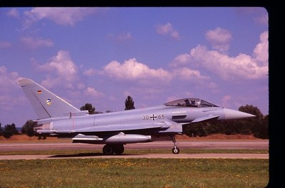 BZ103 ORIGINAL AIRCRAFT SLIDE: German AF EF-2000 Typhoon/Eurofighter 30+65