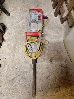Kango Breaker 900X For spares or repair.