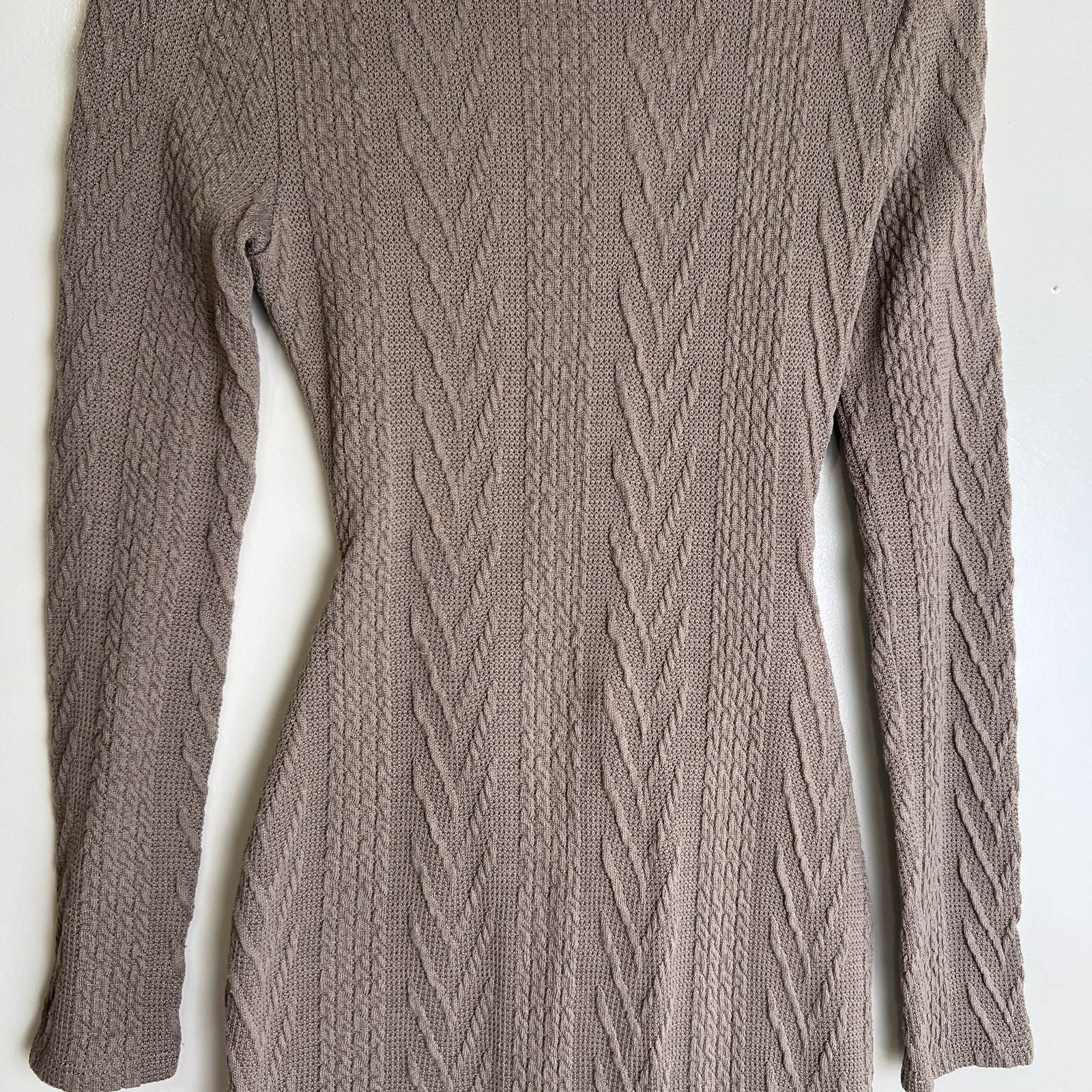 FORE Mocha Cable Knit Bodycon Long Sleeve Dress with Open Back Size Small EUC image 3