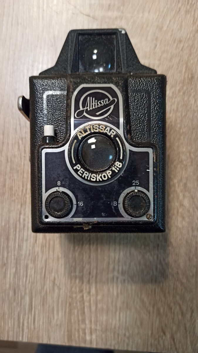 Altissa Altissar Periskop 1:8 box camera Germany | eBay