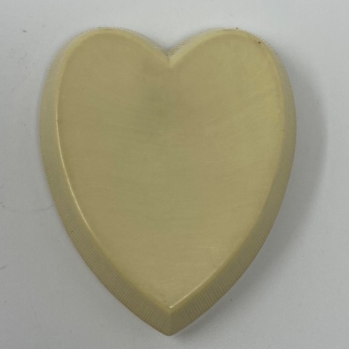 Vintage Small Heart Shaped Trinket Jewelry Box Plastic Cream Color Satin Lining - Picture 4 of 9