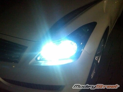 8000K BLUEISH WHITE D1S HID REPLACEMENT LIGHT BULBS FOR FACTORY XENON HEADLIGHT - Image 3 of 4