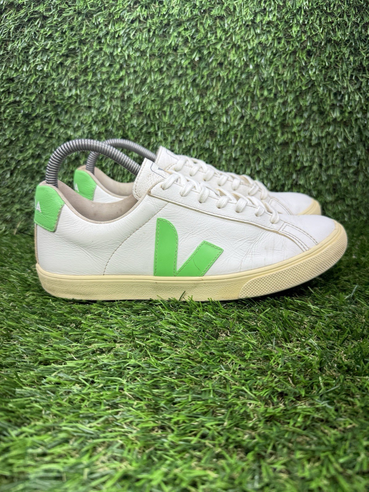 Veja Esplar Women's White Green Leather Low Top Sneakers Size 8