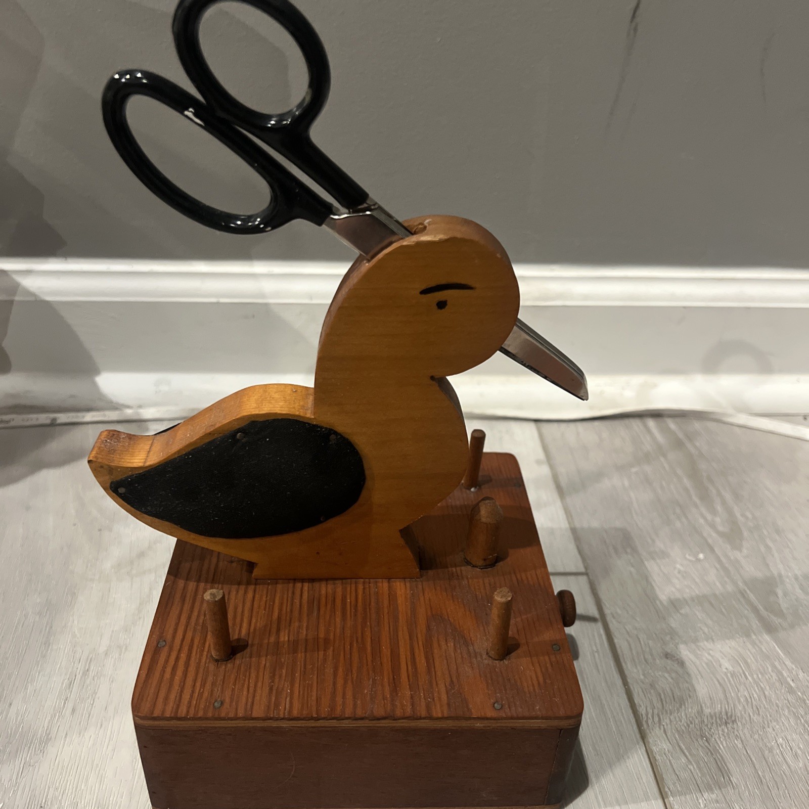 Vintage Wooden Bird Duck Sewing Caddy w/ Drawer, Scissors & Pin Cushion Beauty