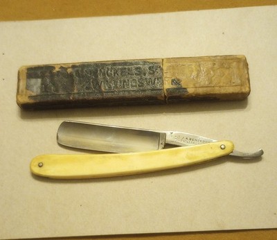 J.A. Henckels メンズ剃刀セット Amazon.com: HENCKELS Dynamic Razor-Sharp 5-Piece Kitchen Knife Set