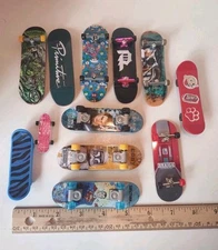 Lot Of 12 - Tech Deck, Clone Wars, Braille & Others -  Finger Skateboards!