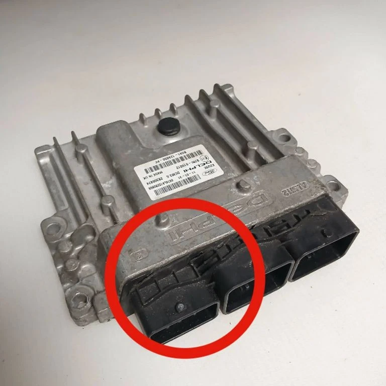 Modulo centralina motore Ford Galaxy 2012 BG9112A650PF ECU ALD3013 - Immagine 3 di 4