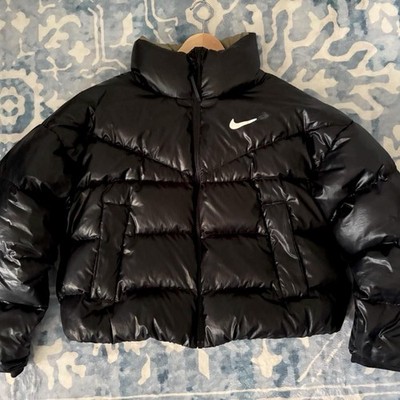 Nike Black Cropped Puffer Jacket M Full Zip Stand-Up Collar Quilted Logo