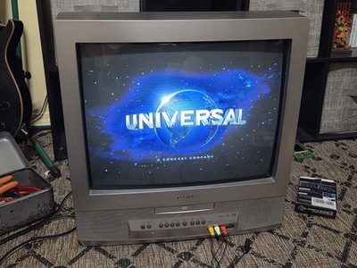 Toshiba MD20Q41 20'' Stereo TV/DVD Combo Retro Gaming Vintage TV Convex Screen