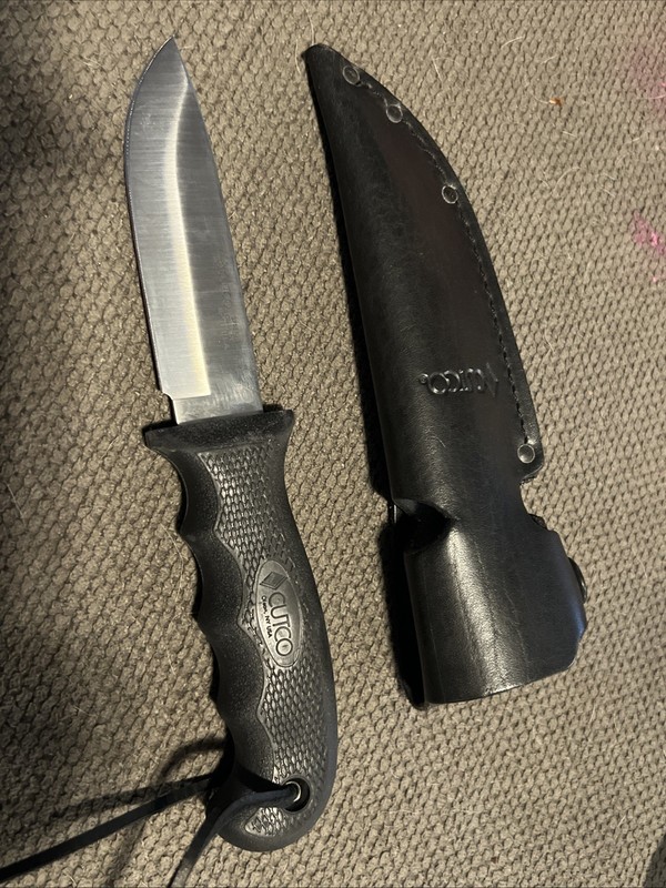 Cutco 5718 Hunting Knife with Leather Sheath Olean, NY