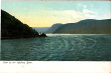 View of the Hudson River New York UDB Postcard