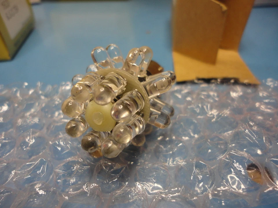 New, Free Ship, Data Display Products Sp930525-R Bulb Lamp - Image 2 of 4