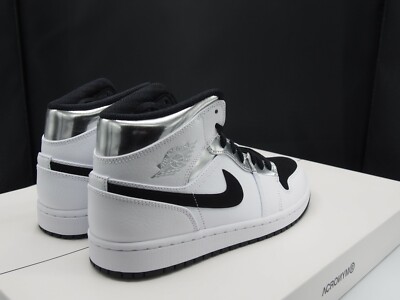 ちぃ様 Nike Air Jordan 1 Mid 