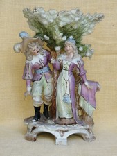 BISQUIT-POZELLAN, ROMANTISCHES PAAR,  RITTER u. EDELFR&Auml;ULEIN Unterm Rosenbusch