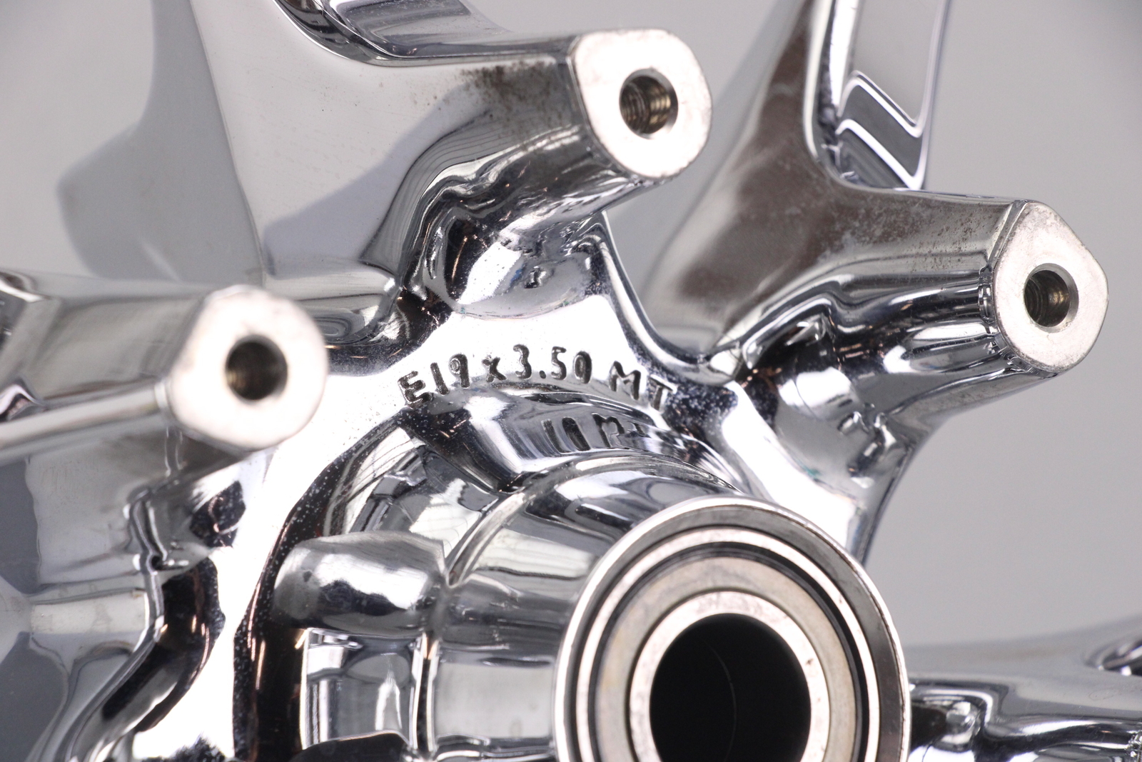 2012 Harley Street Glide CVO Front Wheel Rim AGITATOR CHROME 19 x 3.5