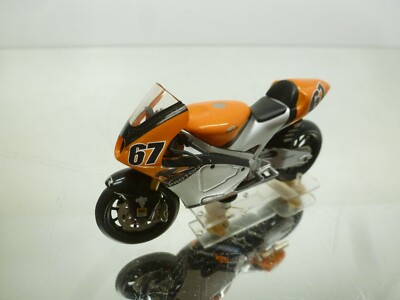 IXO PROTON KR MOTOGP GP5 2005 SHANE BYRNE SHAKEY #67 -ORANGE 1:24- GOOD - 263