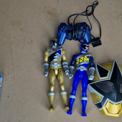 #ad Lot of 2 Power Rangers Action Figures Gold Ranger amp; Blue Ranger w Shield $10.22