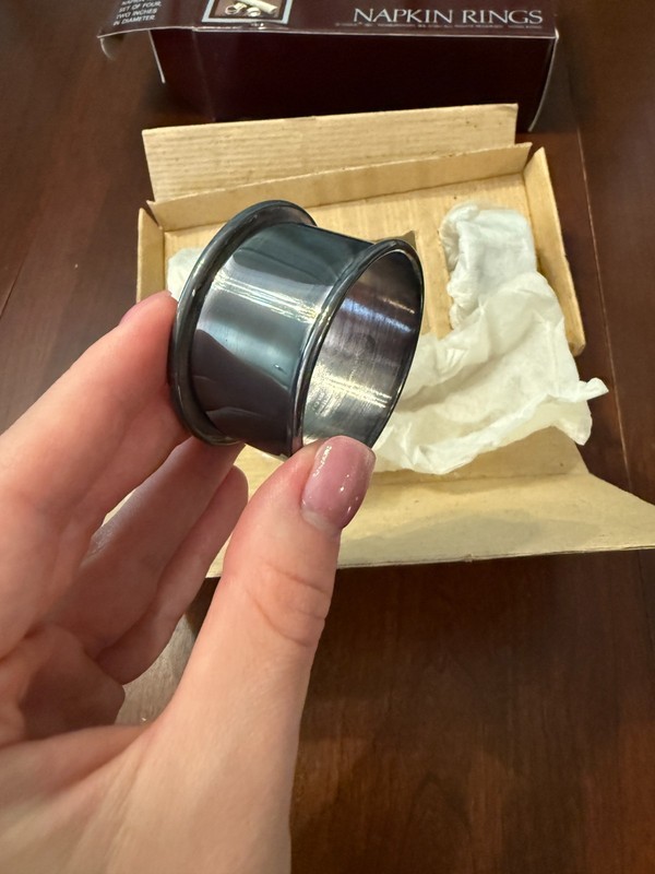 W&S Blackinton Co. Silver Plated Napkin Rings, Set of 4, 2in Diameter never used