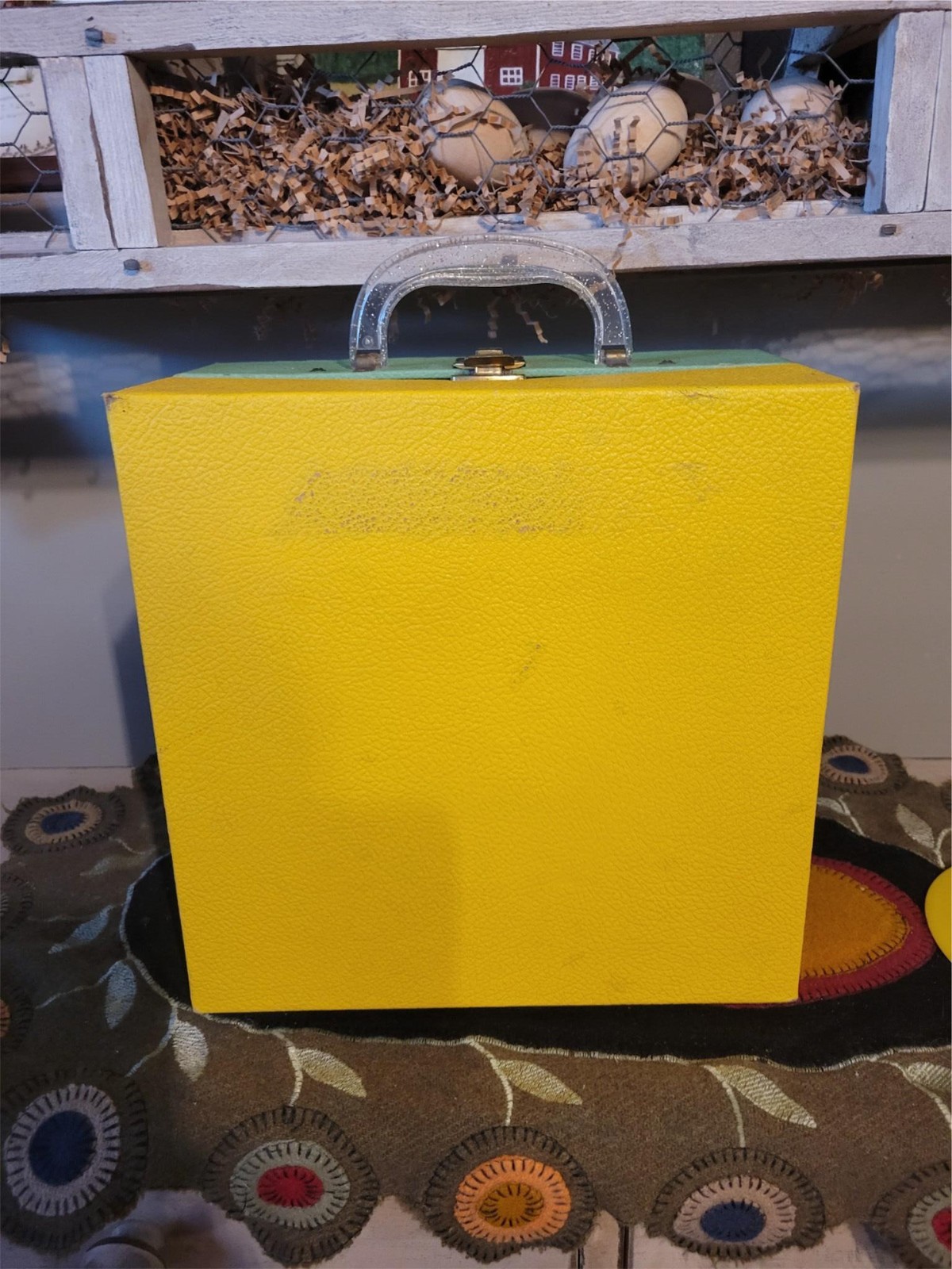 RARE VINTAGE Disney Donald Duck Electric Phonograph, Spear Co. Model #14D, 1960s