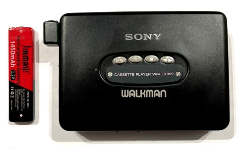 SONY WM-EX999 walkman cassette player Made in Japan Reverse Dolby AVLS WORKING