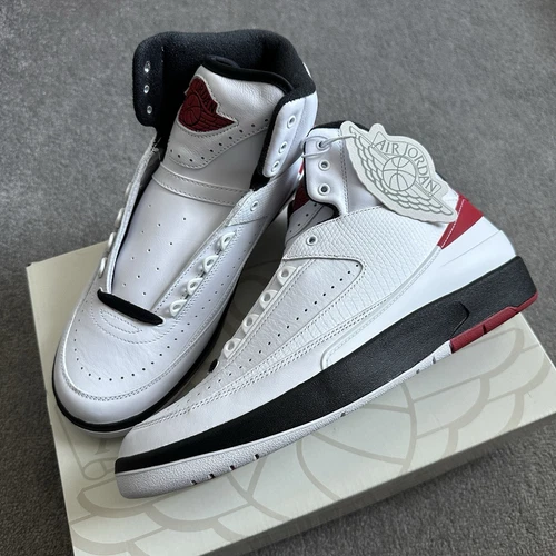 Jordan 2 Retro Mid Chicago uk 9 deadstock