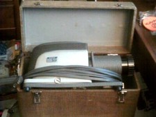 Vintage Mid Twentieth Century Argus 200 Slide Projector w Case Works for parts