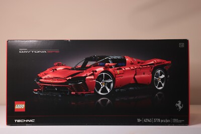 LEGO TECHNIC: Ferrari Daytona SP3 (42143)