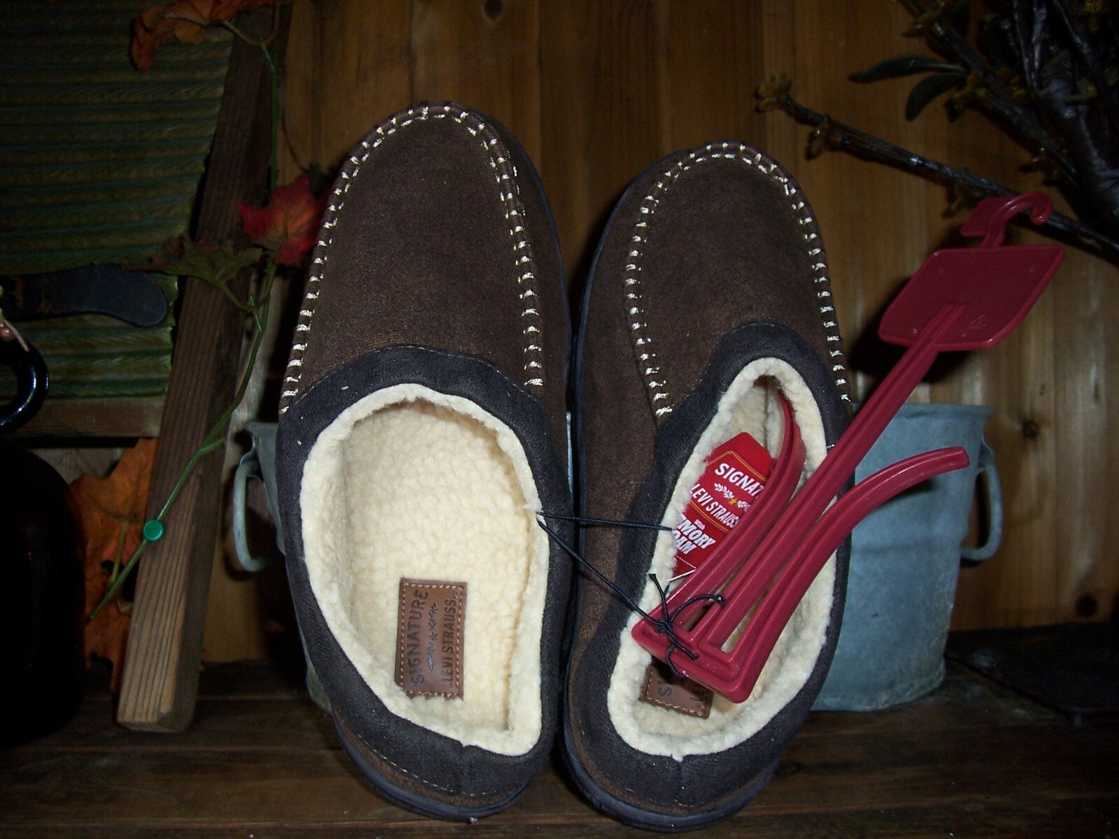 levi strauss house shoes