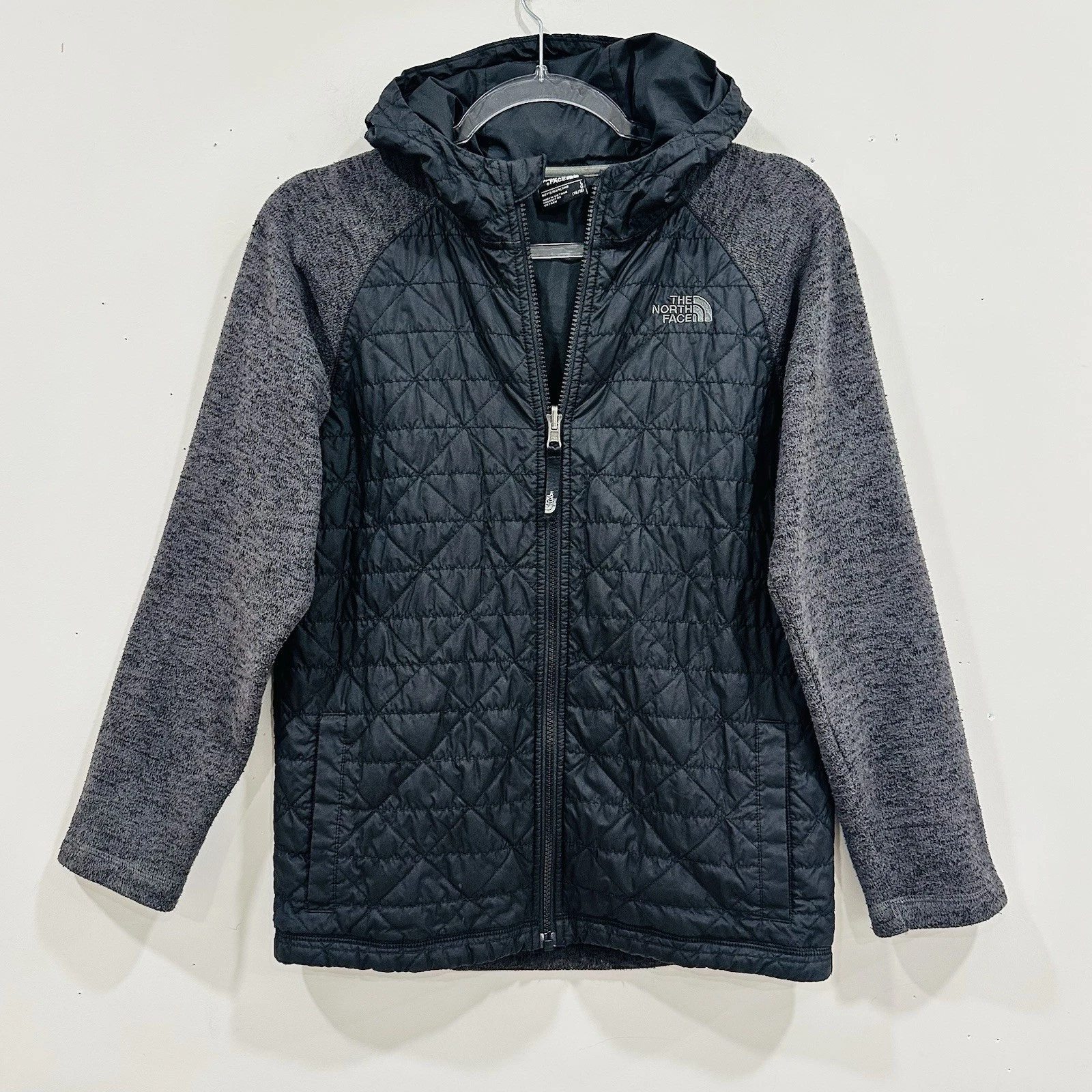 The North Face TNF Black Full Zip Boys Size L Insulated Body Hooded Jacket