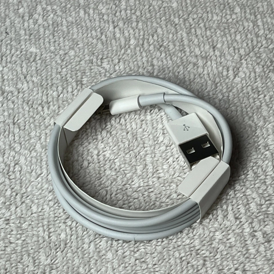 OEM Apple USB Lightning Charging Sync Cable - Image 2 of 3