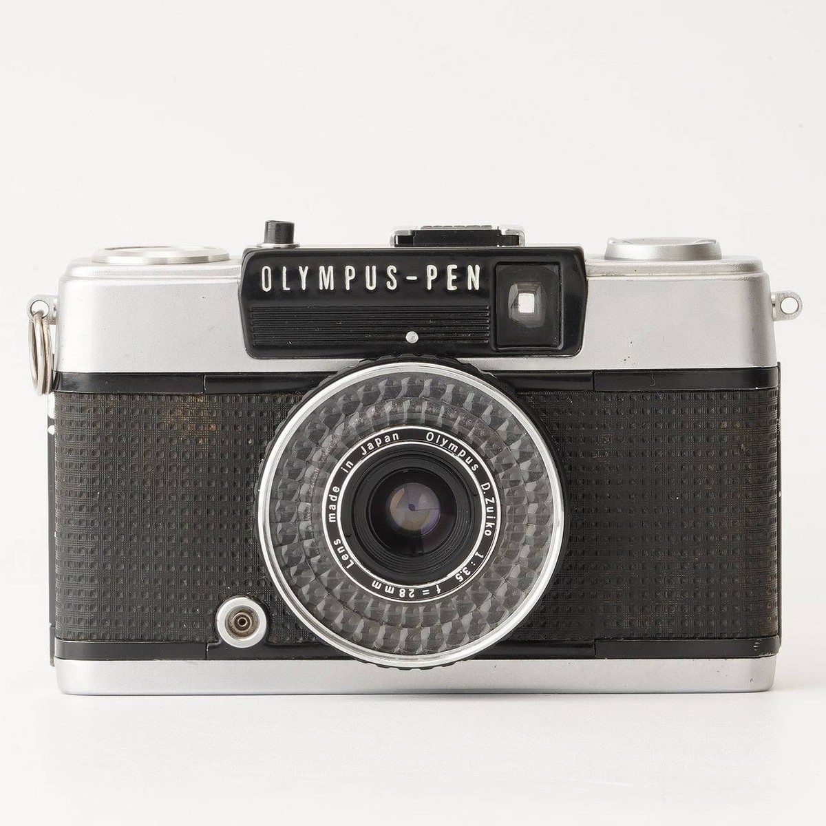 Olympus PEN EE 3 With D Zuiko 28mm F3.5 Lens Shutter Exposure