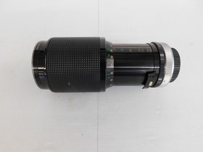 Vivitar Series 1 70-210mm 1:3.5 Macro Focusing Auto Zoom Lens (JJS72)
