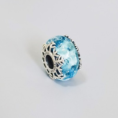 PANDORA フロストブルースノー ブレスレット Winter Blue Snowflake Murano Charm