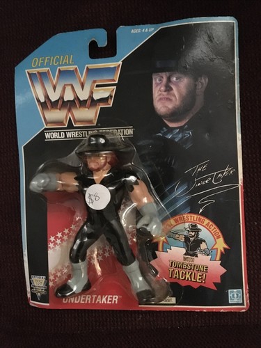 WWF WWE Hasbro Series 4 MOC Undertaker - 1992 Acti...