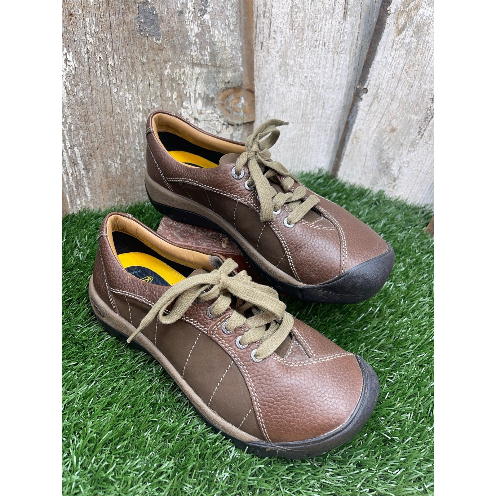 Scarpe casual KEEN Presdio in pelle marrone da donna 9