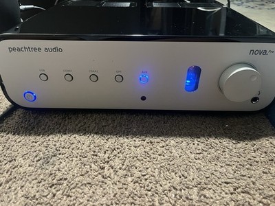 Peachtree audio Nove Tube Hybrid Pre/Dac No Remote Gloss Black