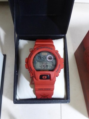 G-SHOCK DW-6900FS Char s Zaku Limited Watch Gundam 30th Anniversary