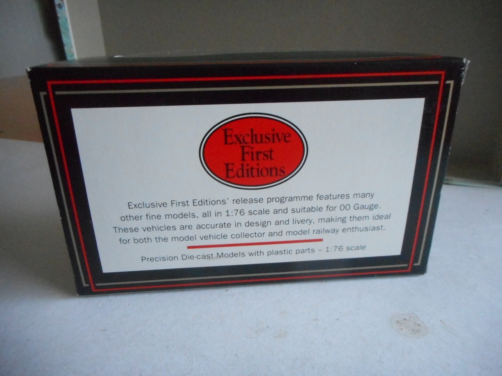 EFE 20115 Bedford OB Coach Yelloways Destination Bangor 1:76 + Box thumbnail 8