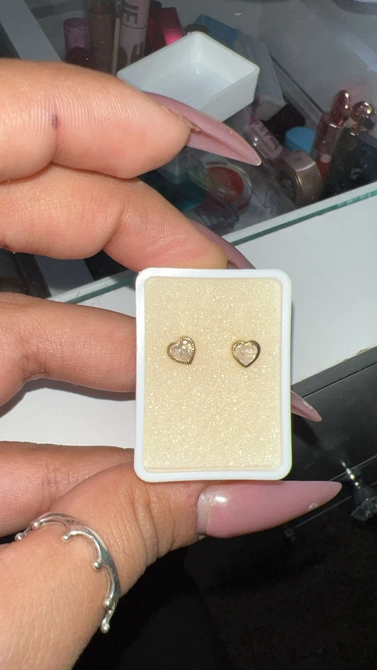 Pendientes mujer oro 14K en forma de corazón Foto 2 de 2