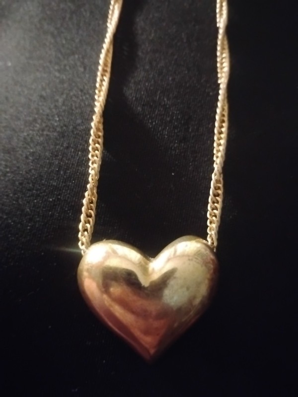 14 Kt Gold Filled Heavy Double Chain Style W/ Twist Heart Necklace, 22' Chain