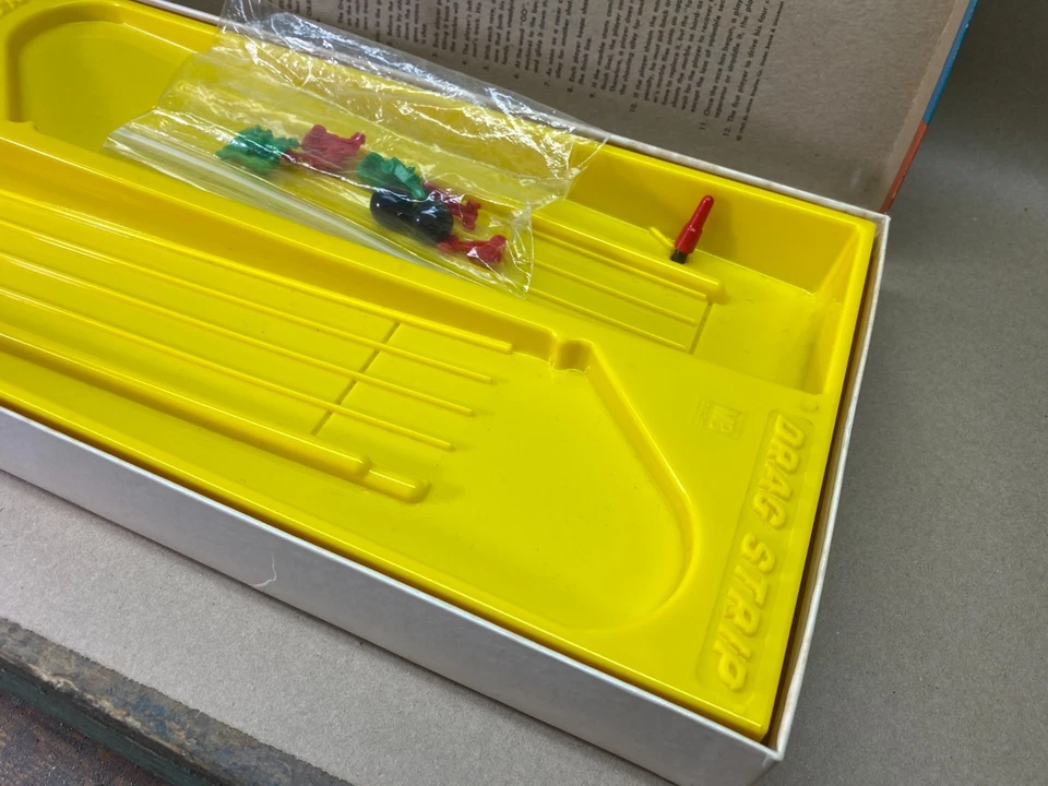复古 Milton Bradley Drag Strip 技能和动作赛车游戏 1965 完整 — 第 4/4 张图片