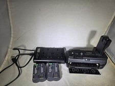 Canon Battery grip BG-E2 with NEW BATTRIES AND CHARGER