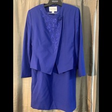Vintage Exclusive Collection Blazer Skirt Set 14