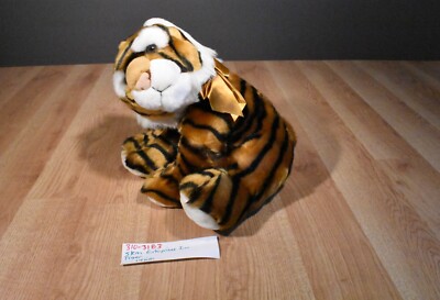 SKM Tiger Beanbag Plush Wearing a Gold Bow(310-3183)